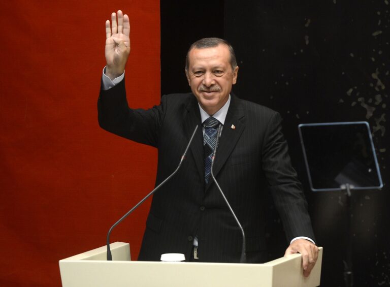 Erdoğan decide di ripresentarsi per il progetto militare UE. Cosa deciderà l’Unione?